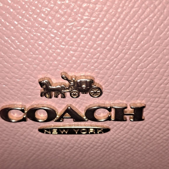 COACH Jordyn Pink Backpack Crossgrain Leather Goldtone Hardware EUC - Picture 2 of 10